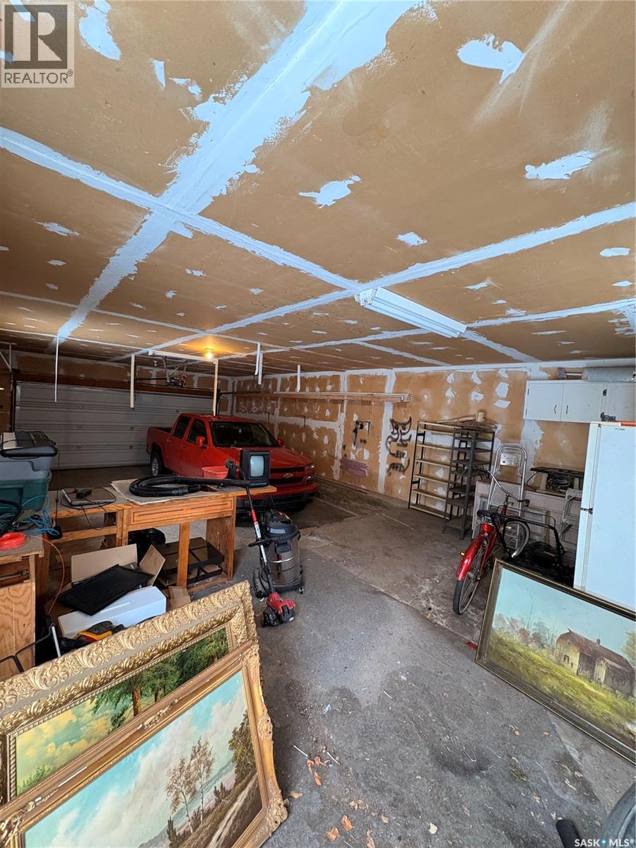 1102 Grafton Avenue, Moose Jaw, Saskatchewan  S6H 3S5 - Photo 25 - SK029493