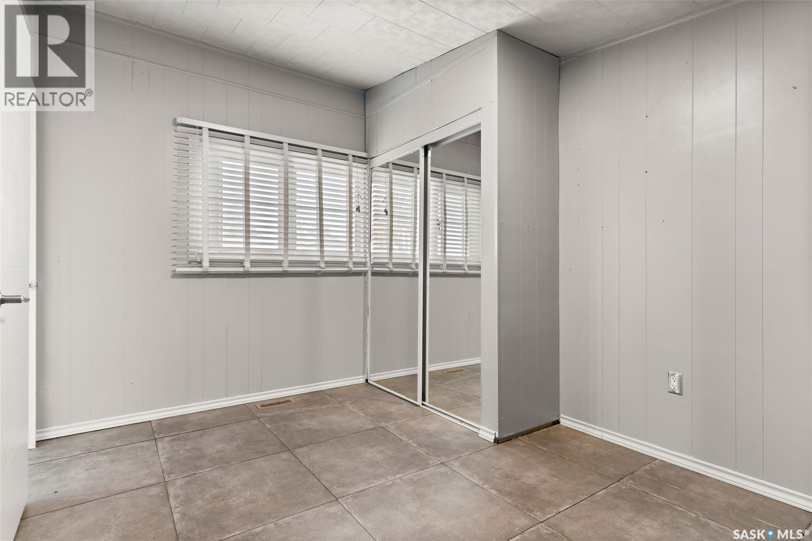 1105 5th Avenue, Regina Beach, Saskatchewan  S0G 4C0 - Photo 16 - SK029481