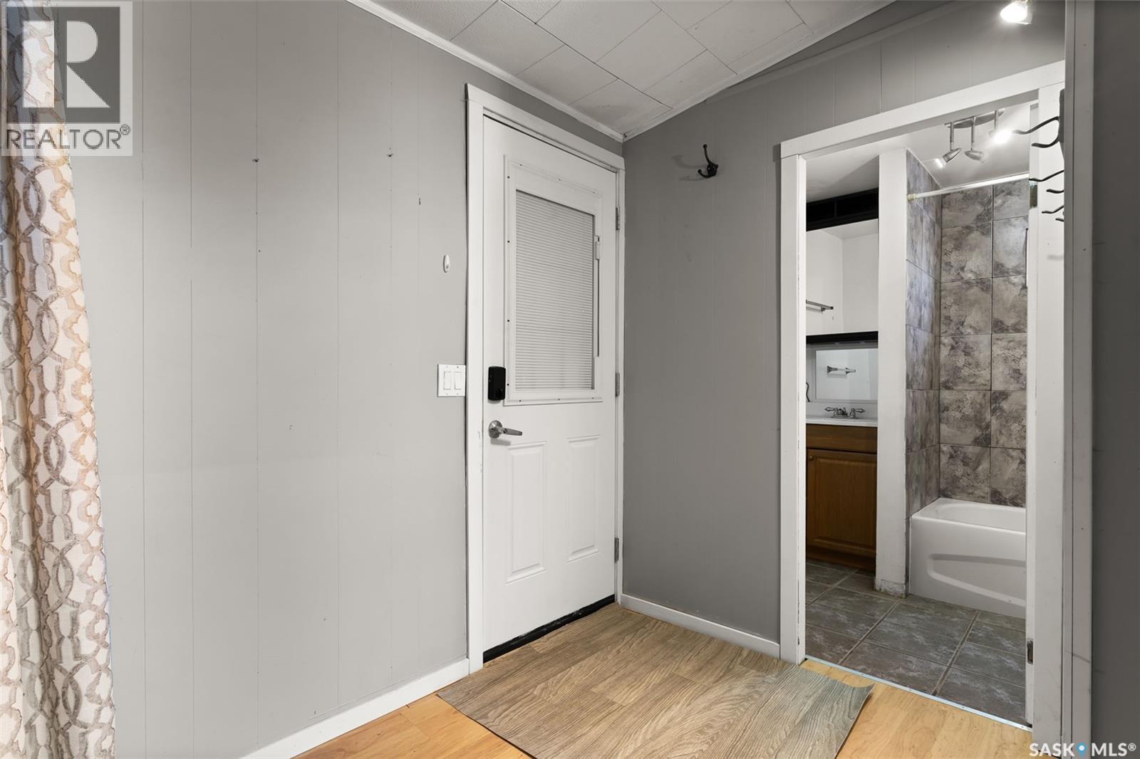 1105 5th Avenue, Regina Beach, Saskatchewan  S0G 4C0 - Photo 27 - SK029481