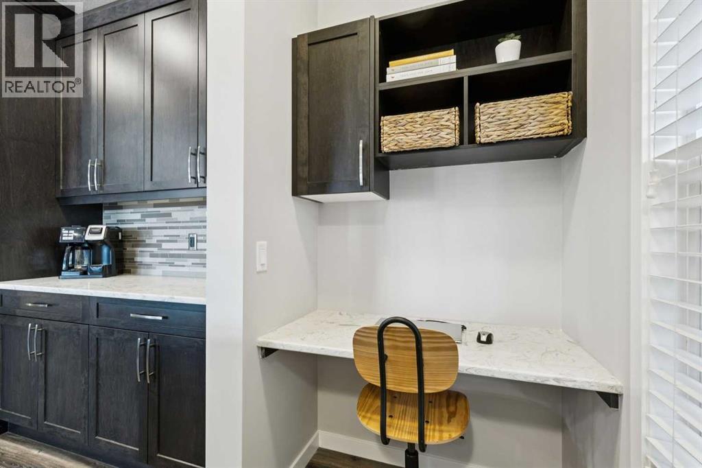 331 Hillcrest Heights Sw, Airdrie, Alberta  T4B 4C1 - Photo 8 - A2285014