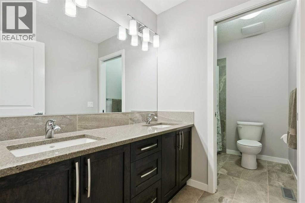 331 Hillcrest Heights Sw, Airdrie, Alberta  T4B 4C1 - Photo 31 - A2285014