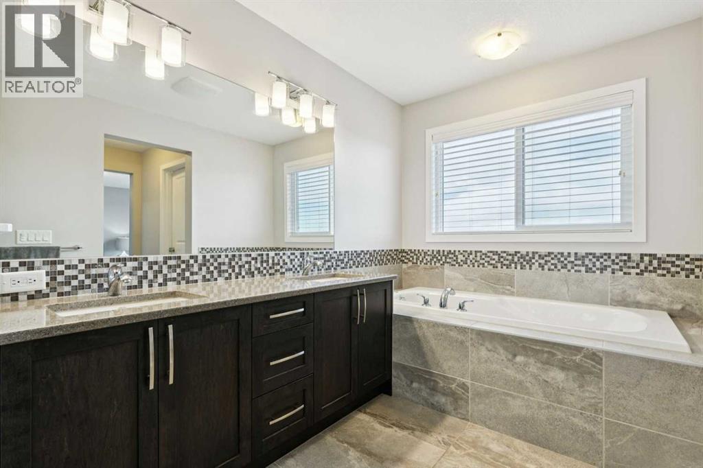 331 Hillcrest Heights Sw, Airdrie, Alberta  T4B 4C1 - Photo 26 - A2285014