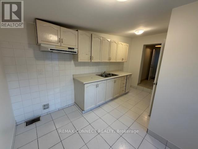 Unit 2 - 267 Catharine Street N, Hamilton, Ontario  L8L 4S8 - Photo 10 - X12834744
