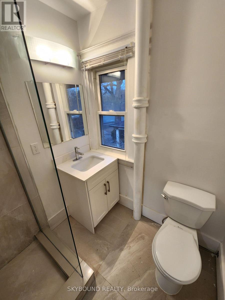 #3 - 346 Queenston Street, St. Catharines, Ontario  L2P 2X4 - Photo 7 - X12834762