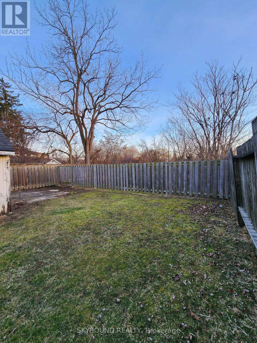 #3 - 346 Queenston Street, St. Catharines, Ontario  L2P 2X4 - Photo 8 - X12834762