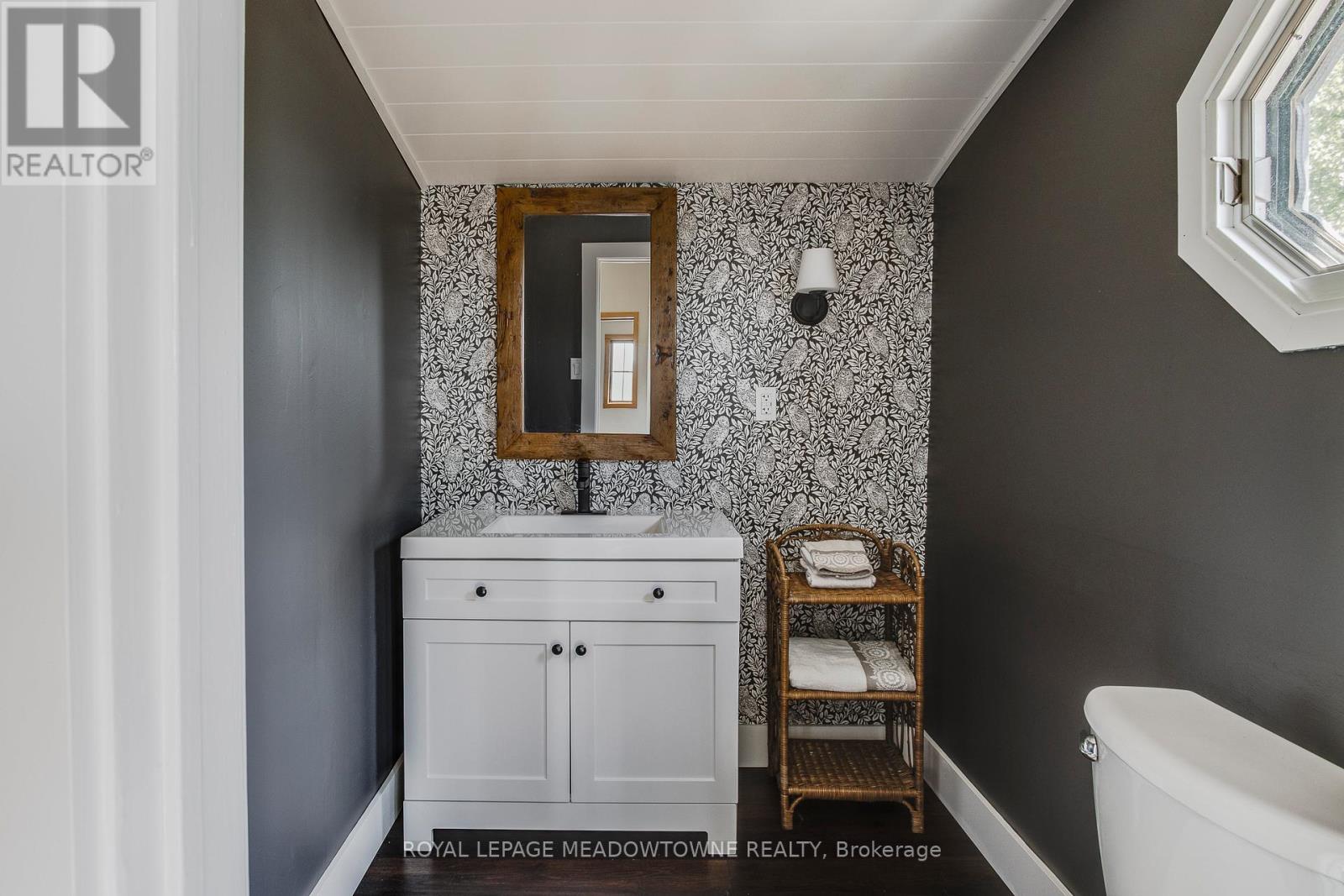 1 Gb466 Island Aka Tower Island, The Archipelago, Ontario  P2A 1T2 - Photo 21 - X12834804