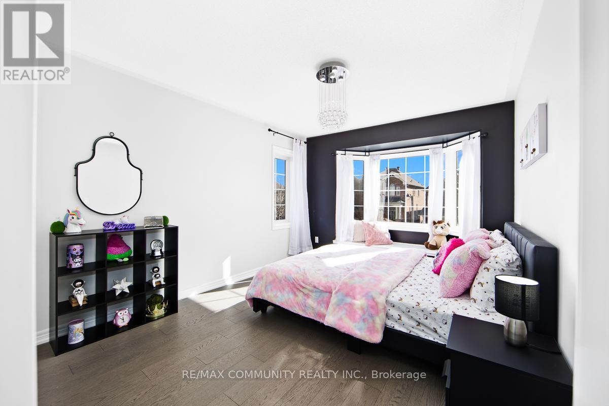 37 Mantle Avenue, Whitchurch-Stouffville, Ontario  L4A 0M7 - Photo 20 - N12825294