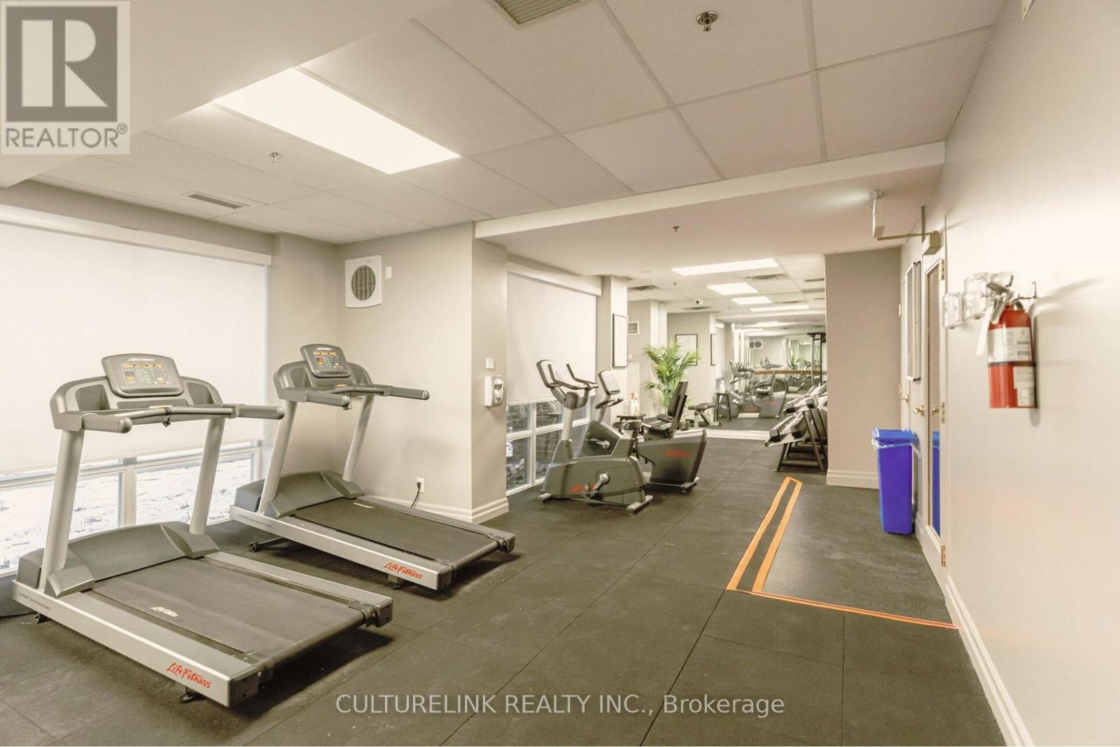 2209 - 5 Michael Power Place, Toronto (Islington-City Centre West), Ontario  M9A 0A3 - Photo 13 - W12671238