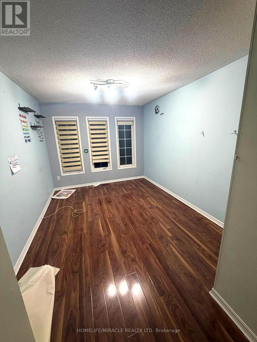 18 Vintage Gate, Brampton, Ontario  L6X 5C4 - Photo 10 - W12799722