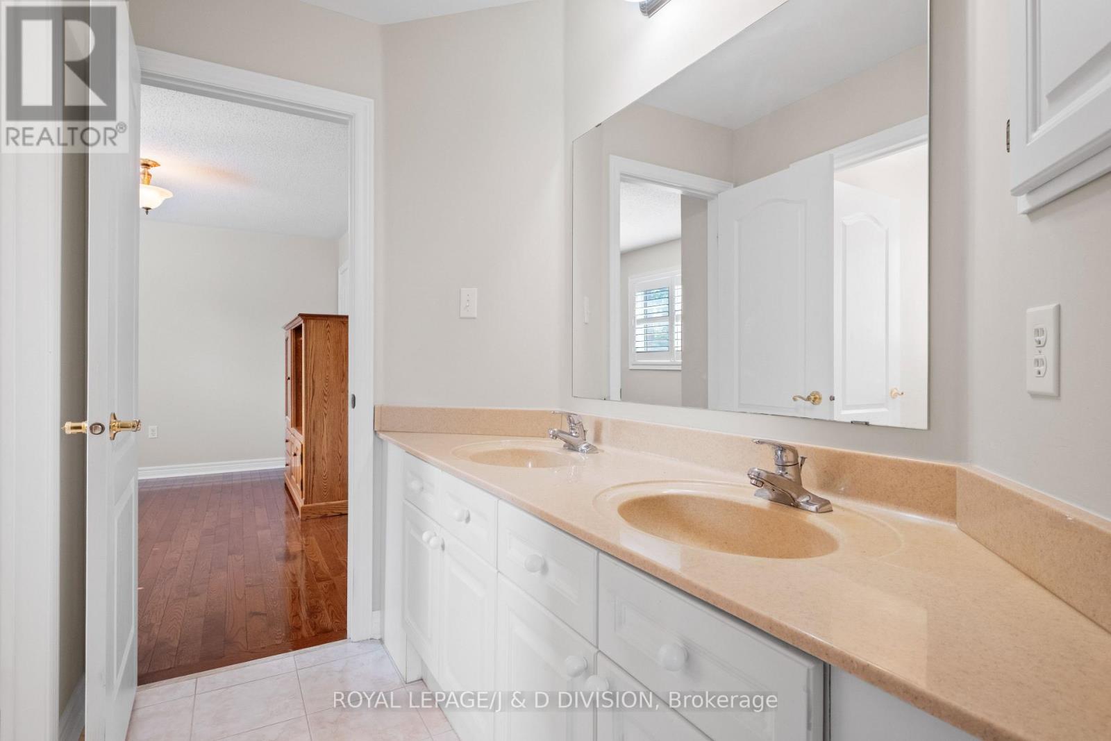 2153 Manor Hill Drive, Mississauga (Central Erin Mills), Ontario  L5M 5H9 - Photo 30 - W12832584