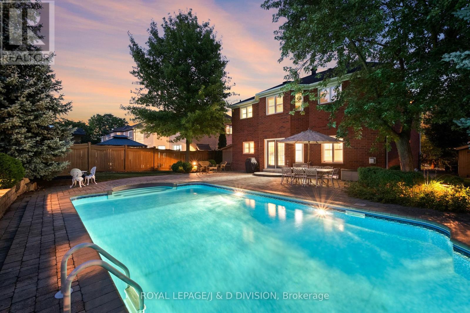 2153 Manor Hill Drive, Mississauga (Central Erin Mills), Ontario  L5M 5H9 - Photo 43 - W12832584