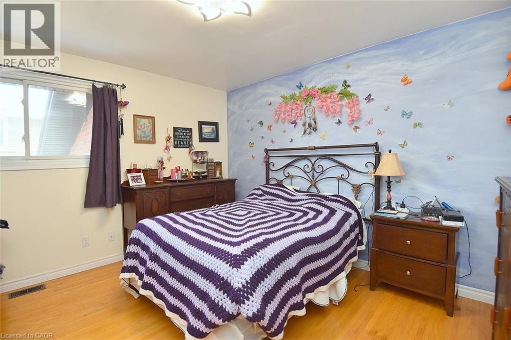 682 W Mohawk Road W, Hamilton, Ontario  L9C 1X8 - Photo 22 - 40808253