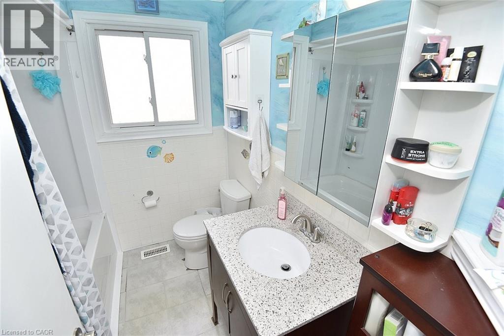 682 W Mohawk Road W, Hamilton, Ontario  L9C 1X8 - Photo 28 - 40808253