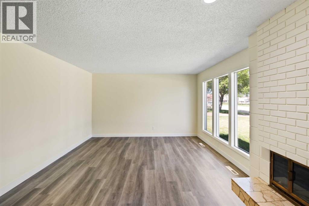 419 5th Street, Beiseker, Alberta  T0M 0G0 - Photo 11 - A2266993