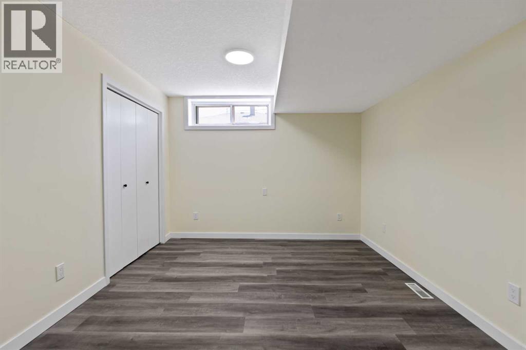 419 5th Street, Beiseker, Alberta  T0M 0G0 - Photo 32 - A2266993