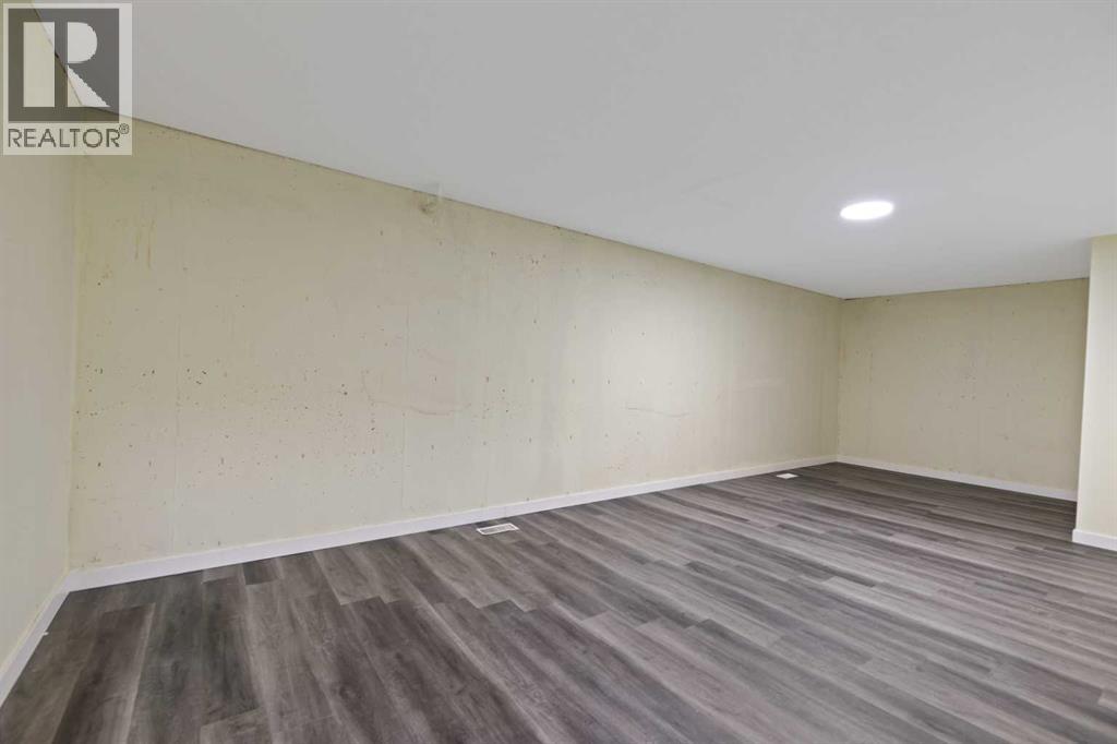 419 5th Street, Beiseker, Alberta  T0M 0G0 - Photo 30 - A2266993