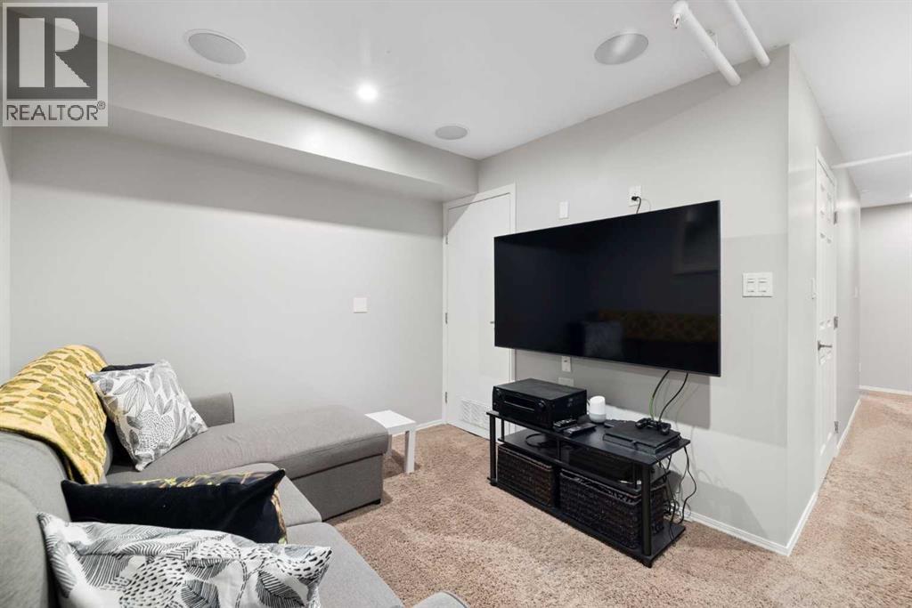 2, 200 Glacier Drive S, Canmore, Alberta  T1W 1K6 - Photo 39 - A2289637