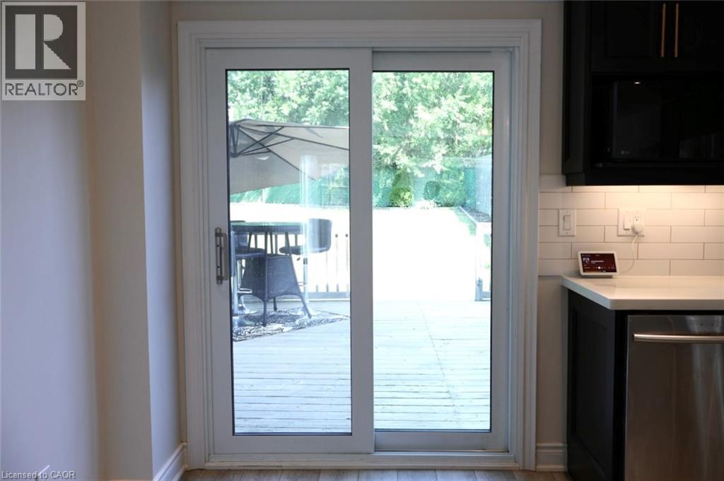 9 Duncairn Court, Hamilton, Ontario  L9C 6G2 - Photo 20 - 40808566