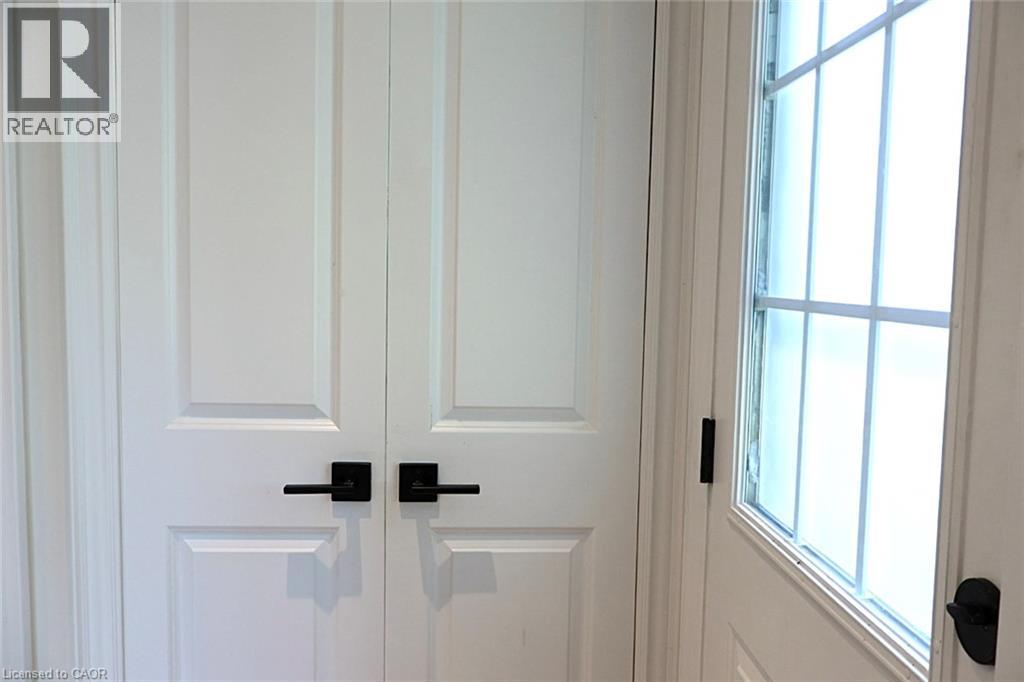 9 Duncairn Court, Hamilton, Ontario  L9C 6G2 - Photo 21 - 40808566