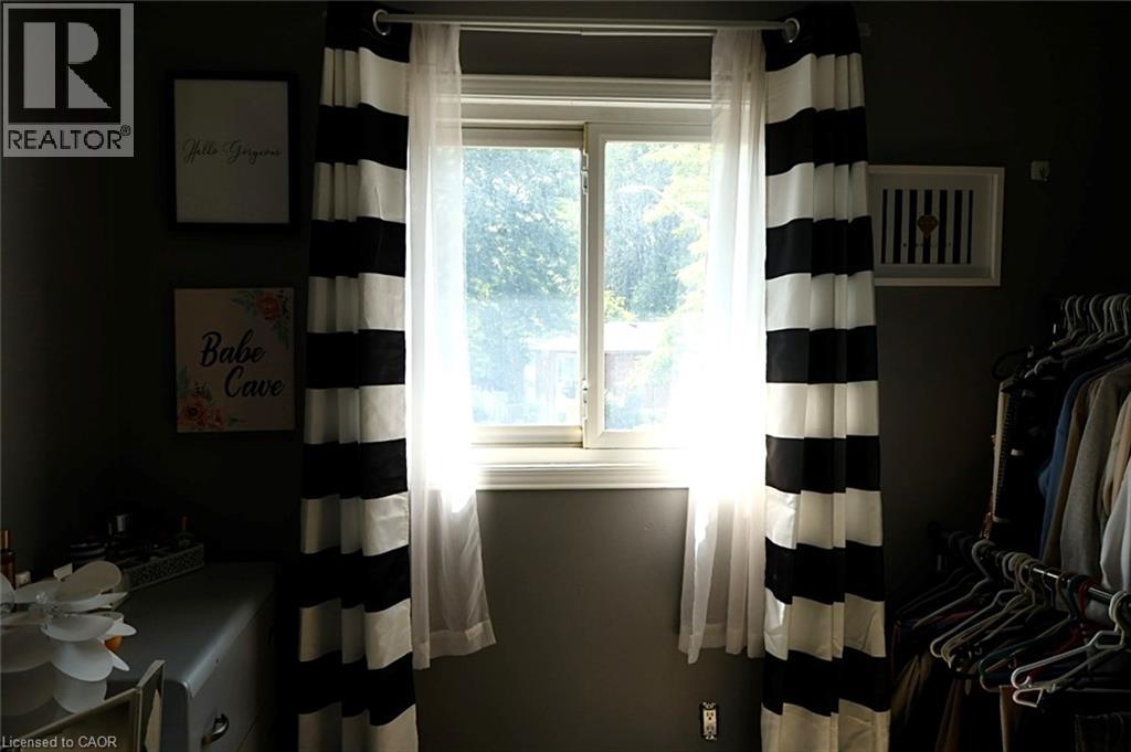 9 Duncairn Court, Hamilton, Ontario  L9C 6G2 - Photo 29 - 40808566