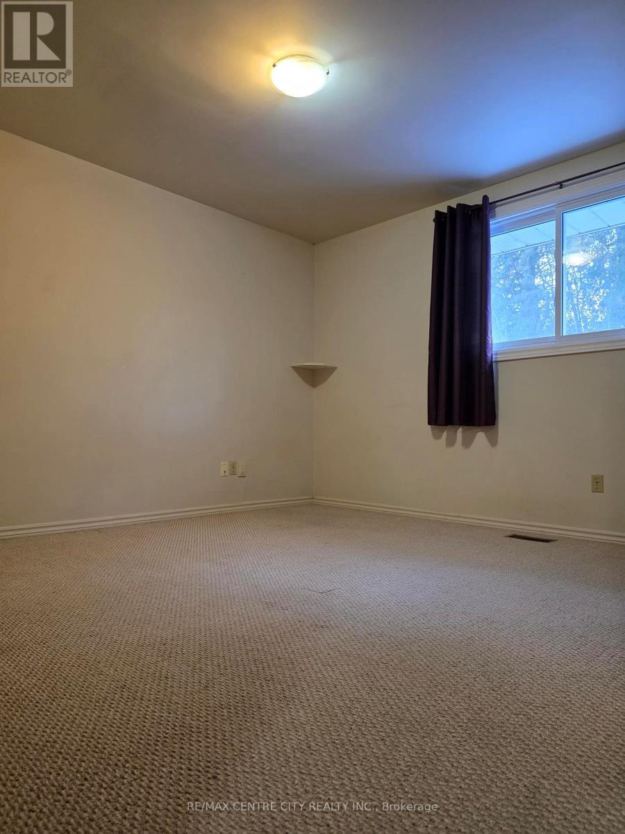 405 Rippleton Road, London North, Ontario  N6G 1M3 - Photo 12 - X12834976