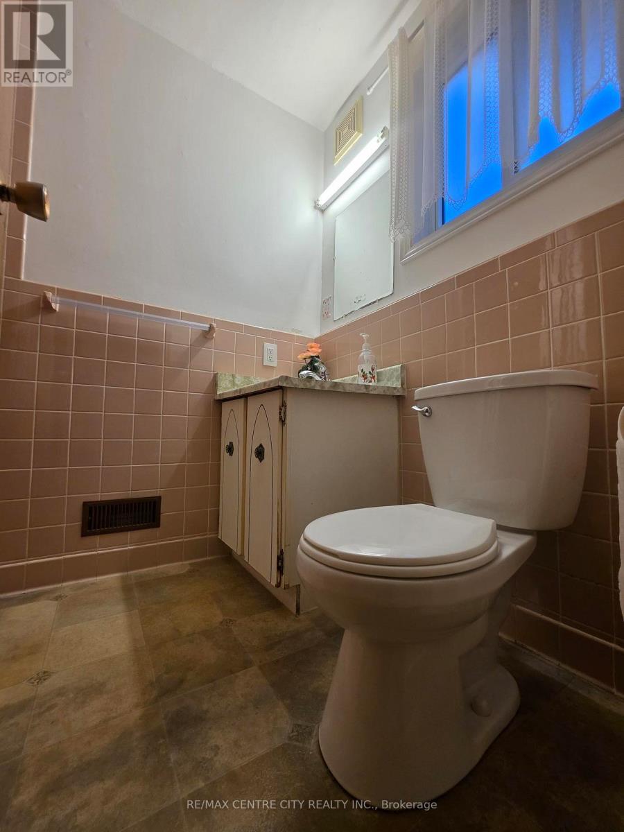 405 Rippleton Road, London North, Ontario  N6G 1M3 - Photo 21 - X12834976