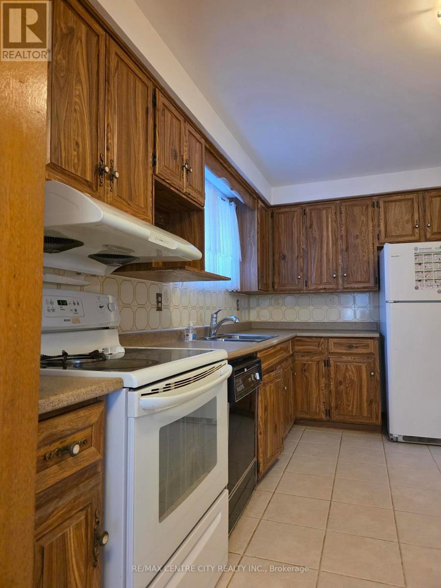 405 Rippleton Road, London North, Ontario  N6G 1M3 - Photo 6 - X12834976