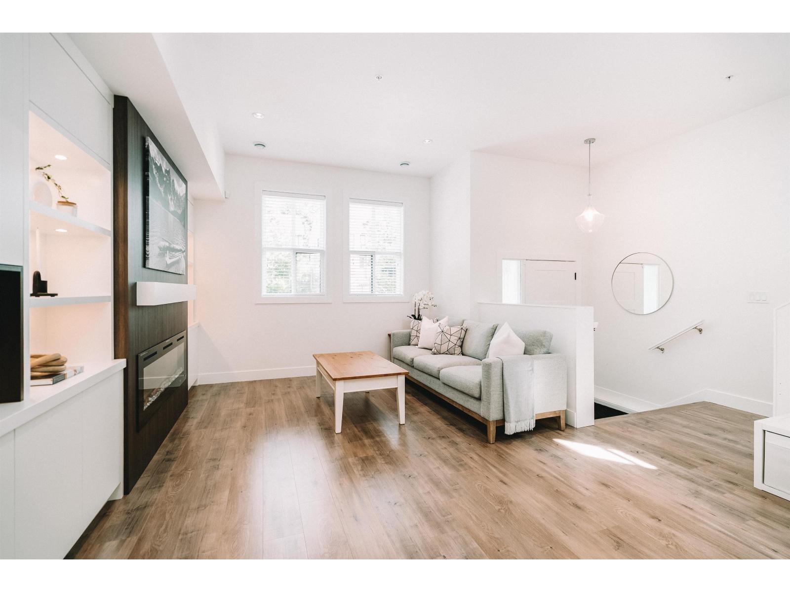 8133 202 Street, Langley, British Columbia  V2Y 3K2 - Photo 6 - R3093483