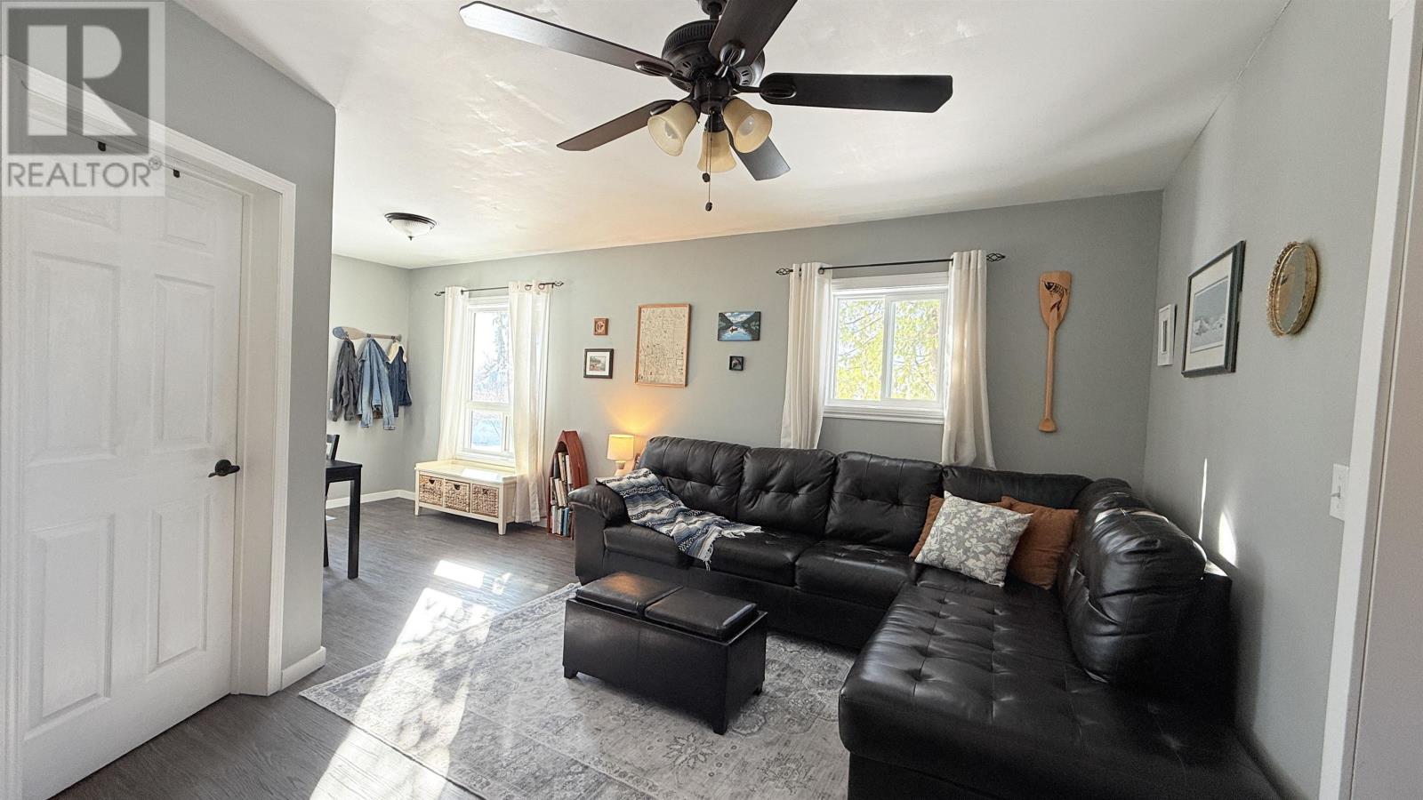 24 Queen St, Sioux Lookout, Ontario  P8T 1E8 - Photo 4 - TB2600328