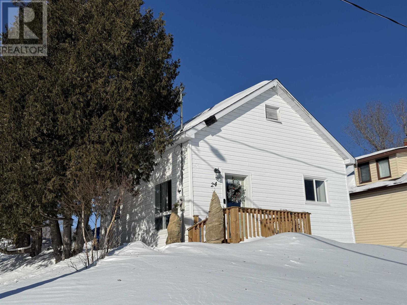 24 Queen St, Sioux Lookout, Ontario  P8T 1E8 - Photo 19 - TB2600328