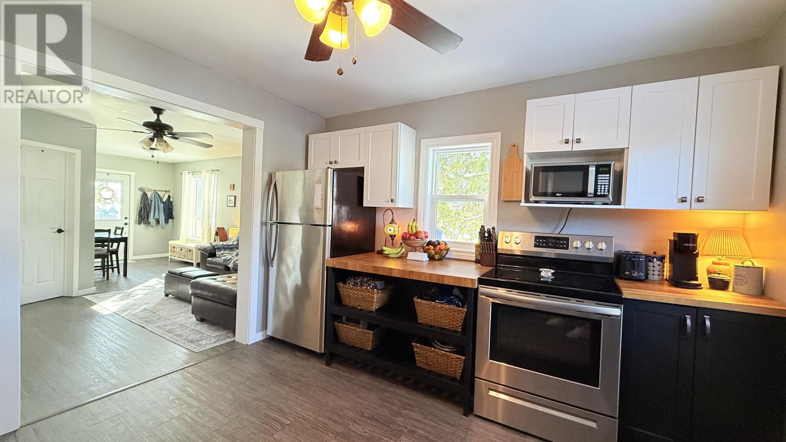 24 Queen St, Sioux Lookout, Ontario  P8T 1E8 - Photo 3 - TB2600328