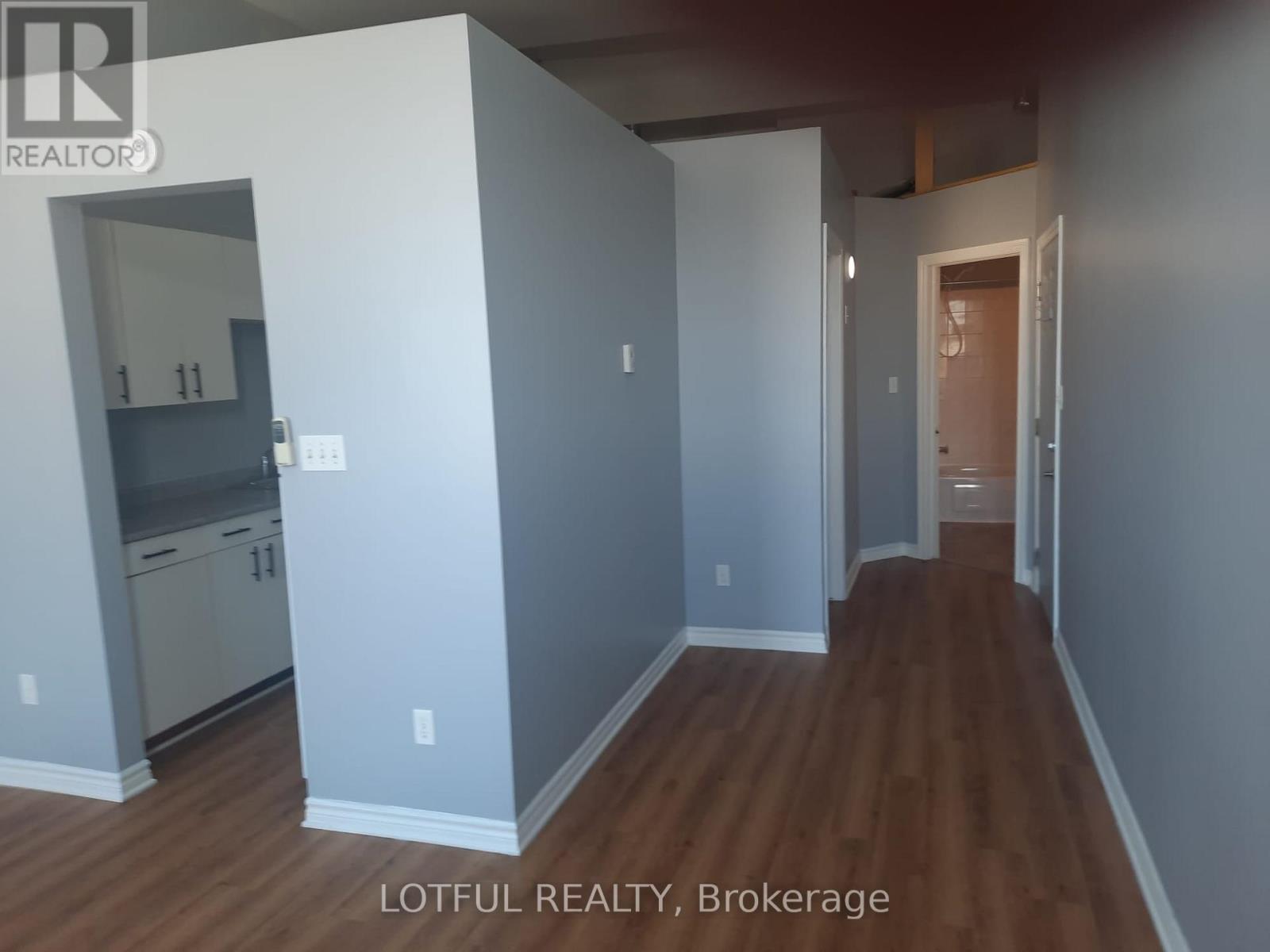 303 - 192 King Street W, Prescott, Ontario  K0E 1T0 - Photo 2 - X12834986