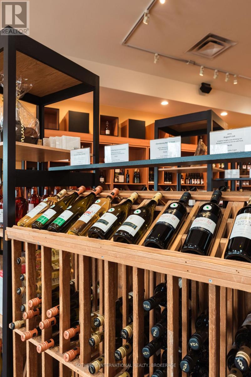 1339 Lakeshore Road, Niagara-On-The-Lake (Lakeshore), Ontario  L0S 1J0 - Photo 11 - X12835012