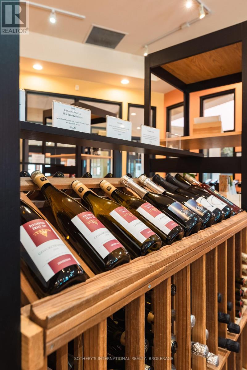 1339 Lakeshore Road, Niagara-On-The-Lake (Lakeshore), Ontario  L0S 1J0 - Photo 14 - X12835012