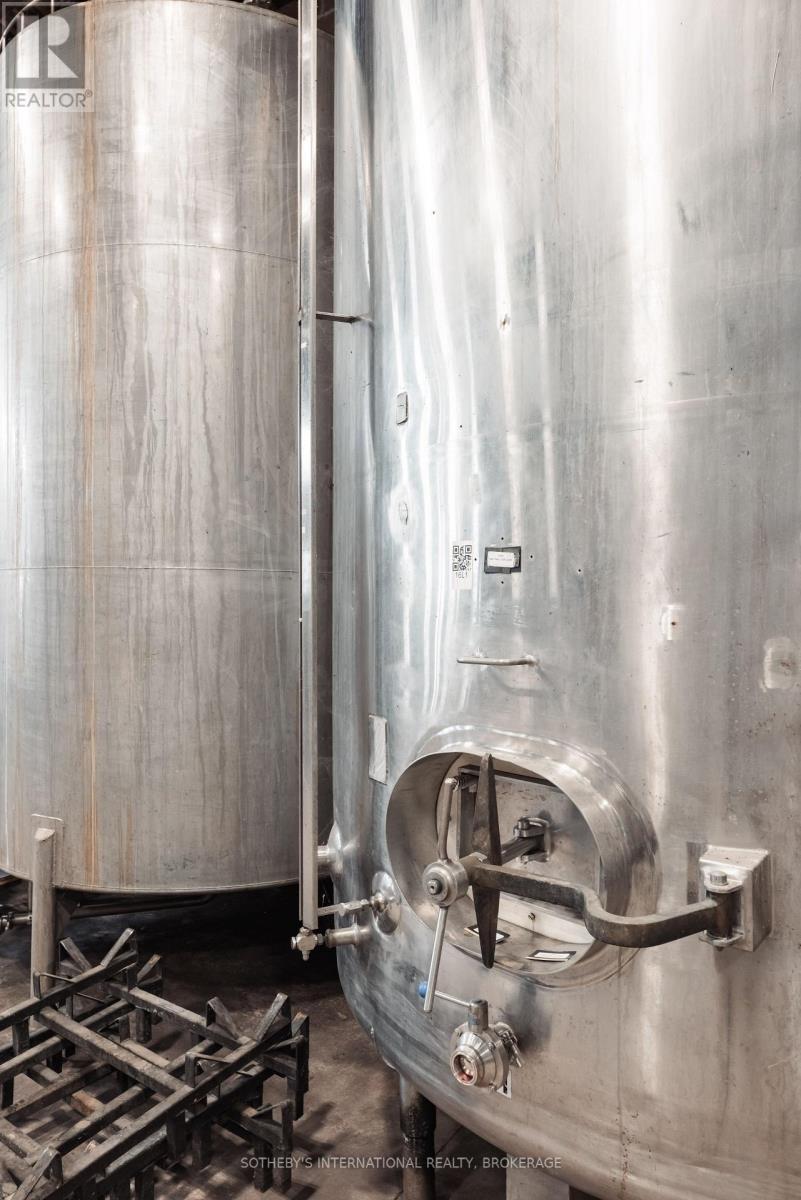 1339 Lakeshore Road, Niagara-On-The-Lake (Lakeshore), Ontario  L0S 1J0 - Photo 30 - X12835012