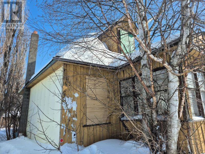 730 Norah St S, Thunder Bay, Ontario  P7E 1P7 - Photo 2 - TB2600332