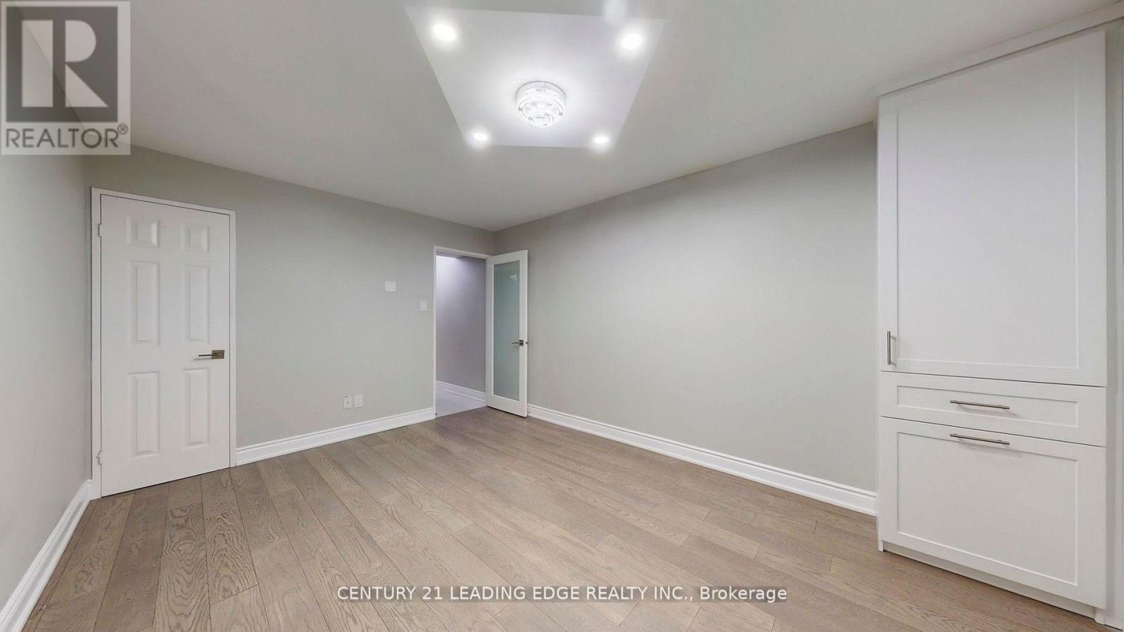 201 - 15 Mcmurrich Street, Toronto, Ontario M5R 3M6 - Photo 28 - C12834308