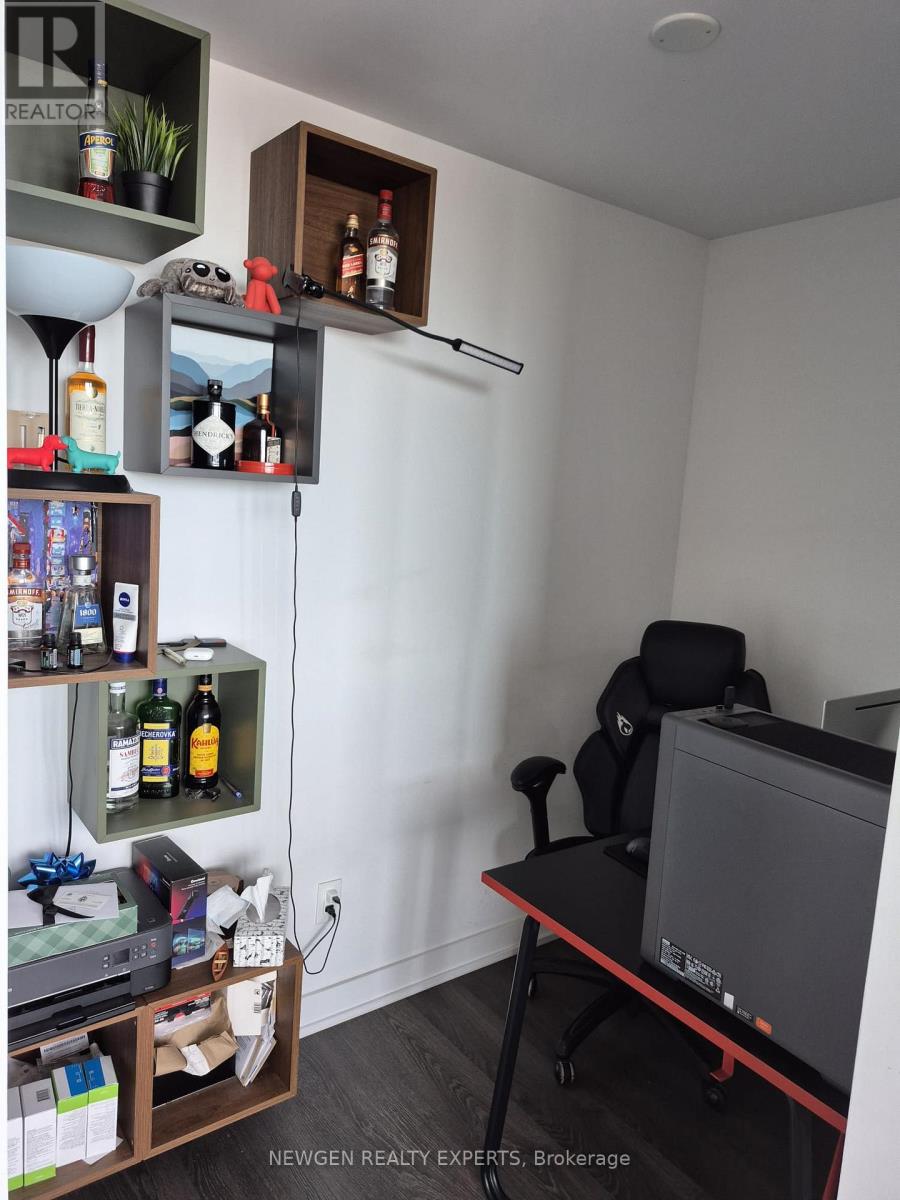 2516 - 1926 Lake Shore Boulevard W, Toronto, Ontario  M6S 1A1 - Photo 19 - W12819772