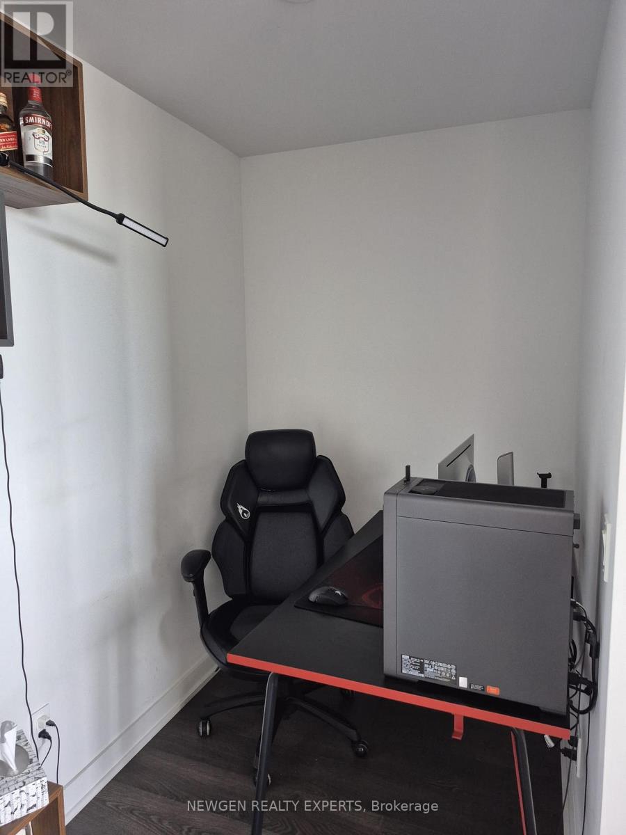 2516 - 1926 Lake Shore Boulevard W, Toronto, Ontario  M6S 1A1 - Photo 21 - W12819772