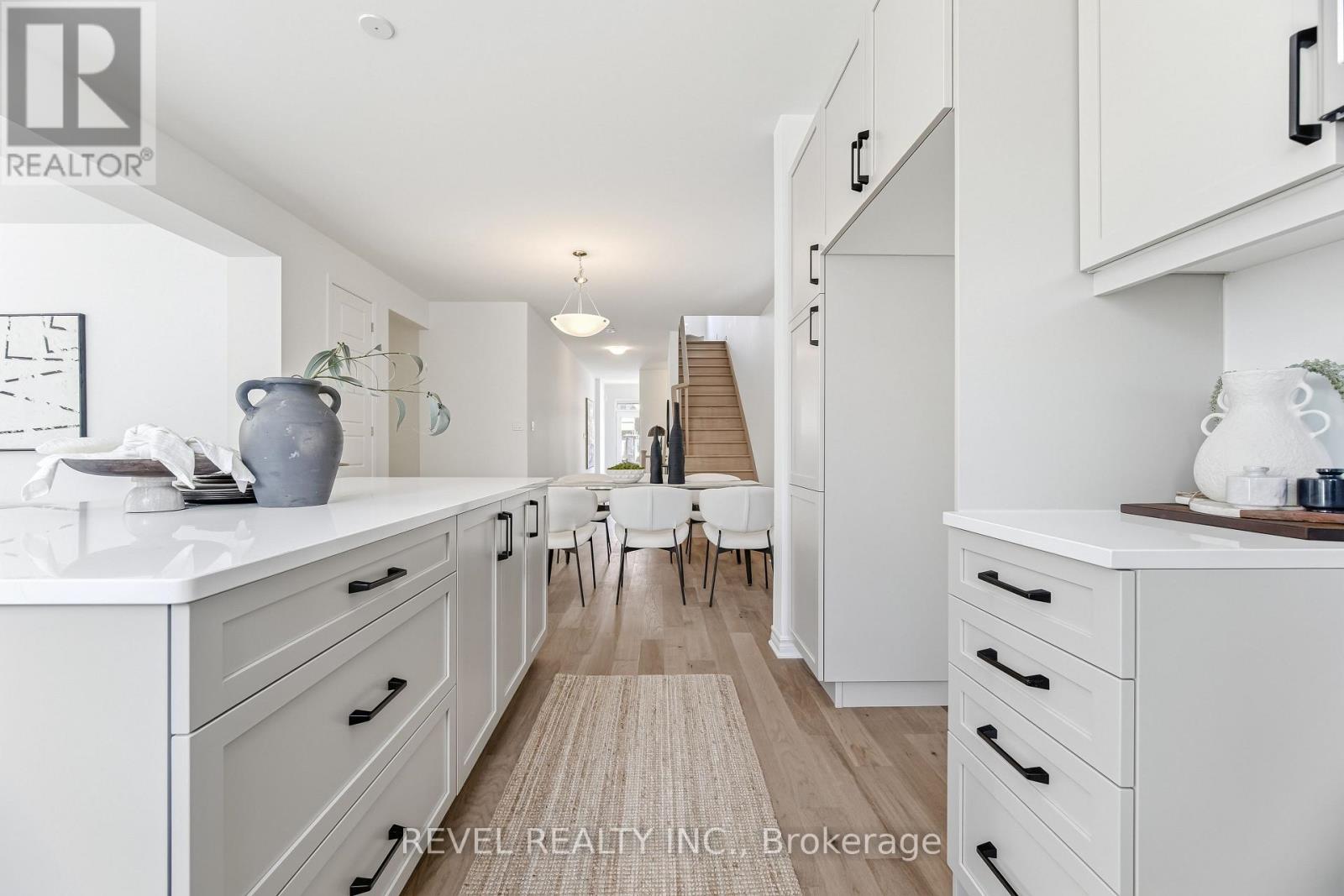 1394 Richardson Way, Milton, Ontario  L9E 2J8 - Photo 10 - W12828010