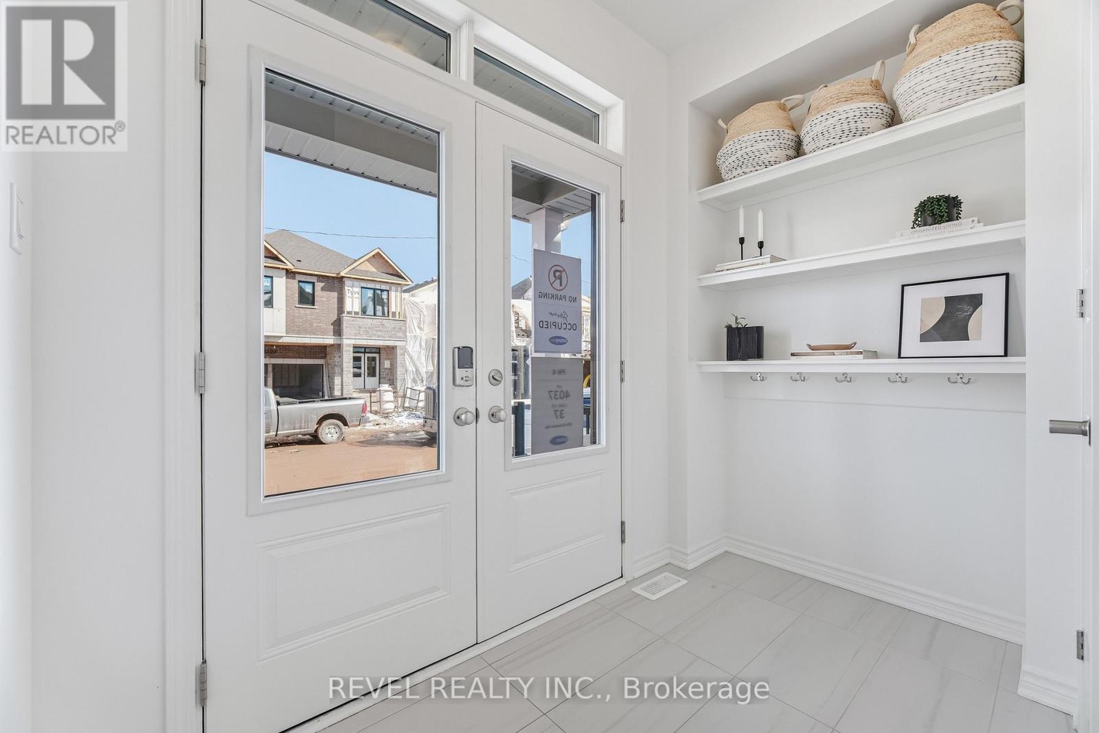 1394 Richardson Way, Milton, Ontario  L9E 2J8 - Photo 2 - W12828010