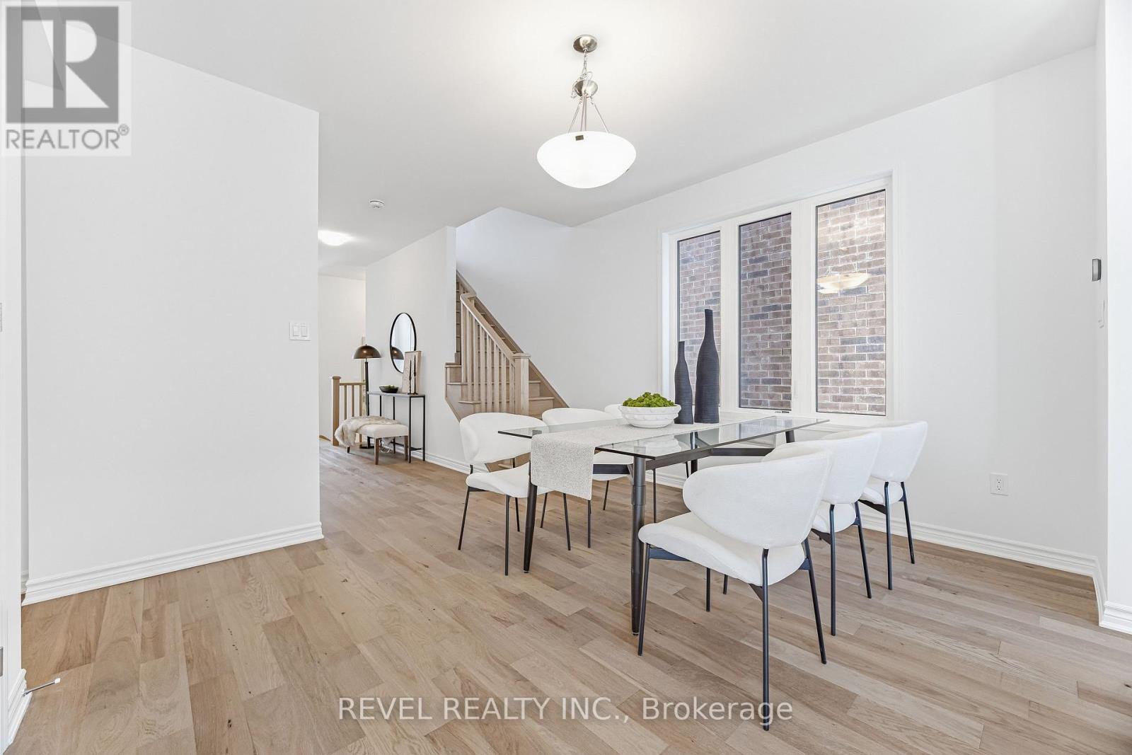 1394 Richardson Way, Milton, Ontario  L9E 2J8 - Photo 3 - W12828010