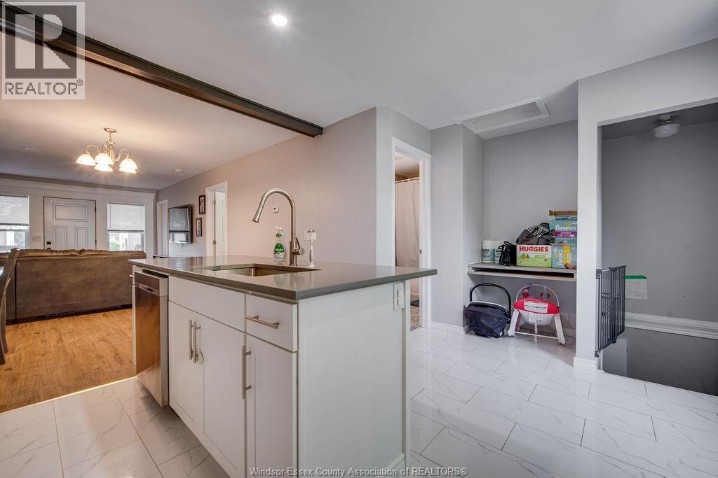 1154 Gladstone, Windsor, Ontario  N9A 2S1 - Photo 11 - 26004330