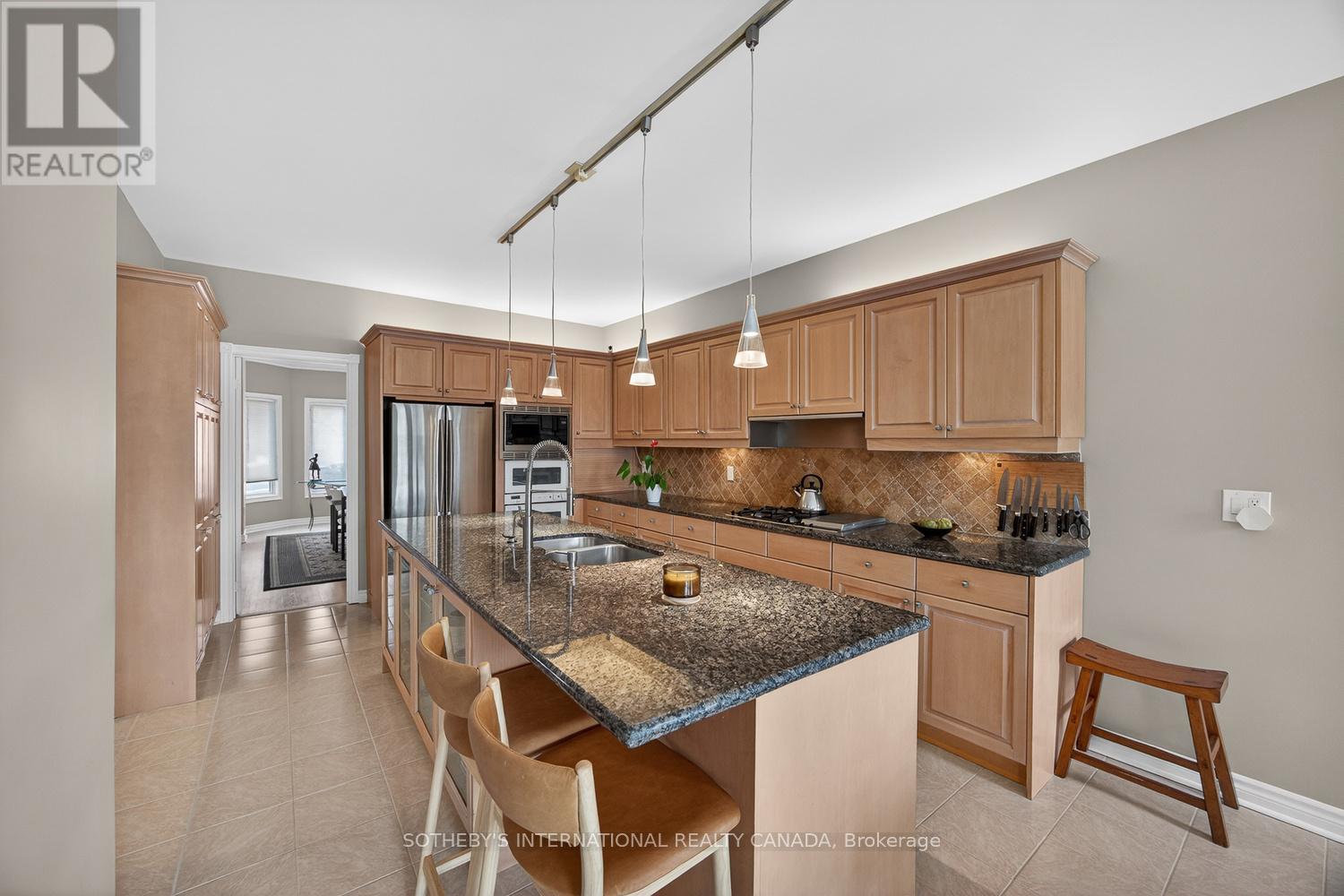 1777 Covington Terrace, Mississauga, Ontario  L5M 3M5 - Photo 9 - W12834504