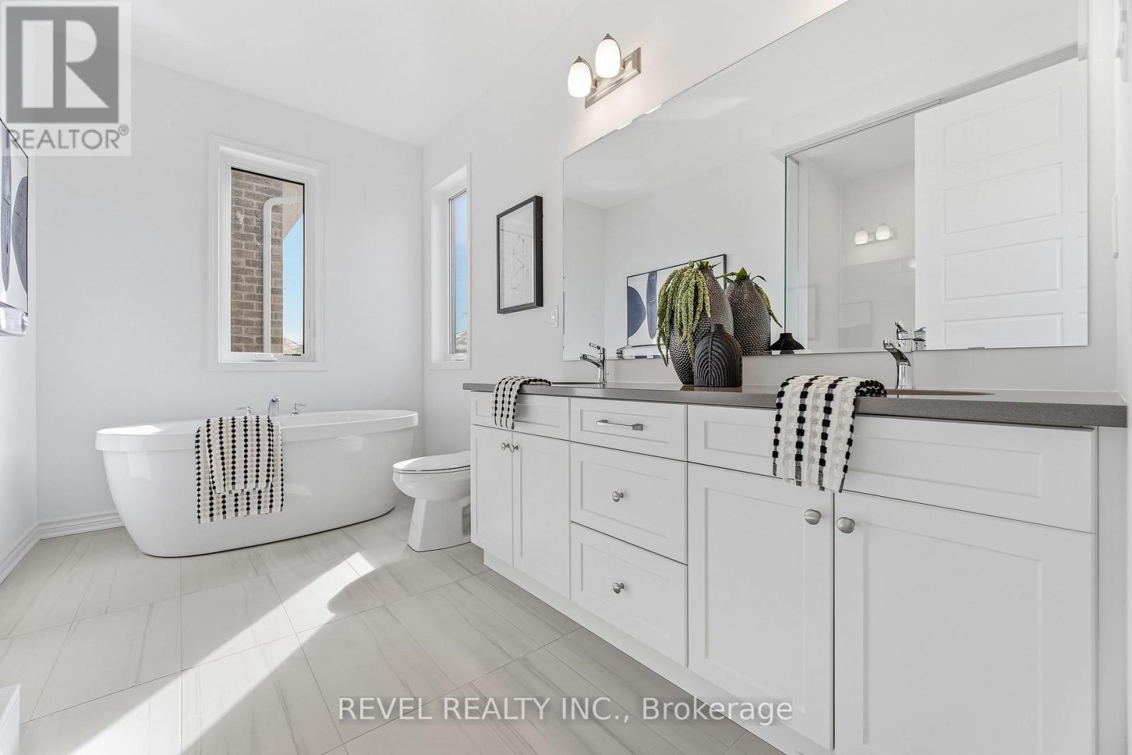 1394 Richardson Way, Milton, Ontario  L9E 2J8 - Photo 30 - W12828010