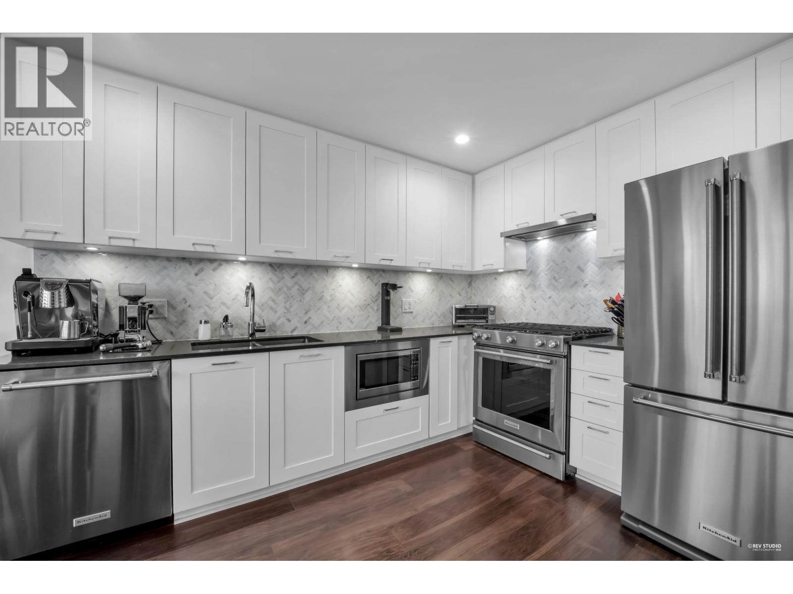 506 131 E 3rd Street, North Vancouver, British Columbia  V7L 0E3 - Photo 11 - R3094609