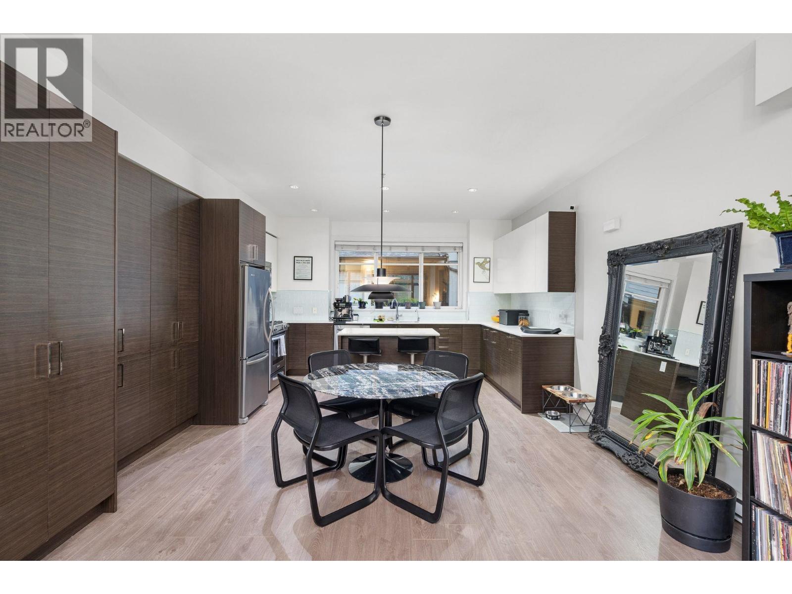 307 2135 Heritage Park Lane, North Vancouver, British Columbia  V7H 0B6 - Photo 7 - R3094638