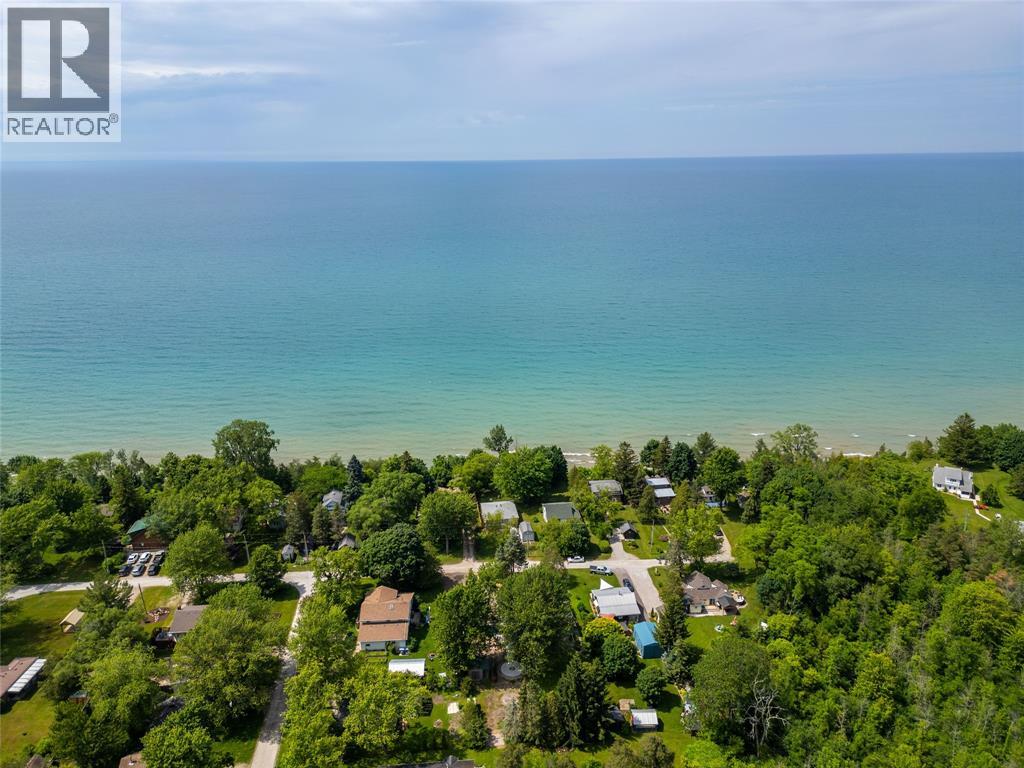 4557 William Street, Plympton-Wyoming, Ontario  N0N 1J6 - Photo 40 - 26004332