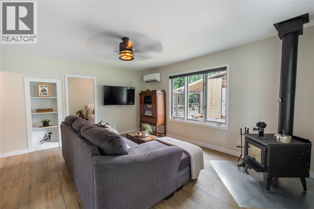 4557 William Street, Plympton-Wyoming, Ontario  N0N 1J6 - Photo 8 - 26004332