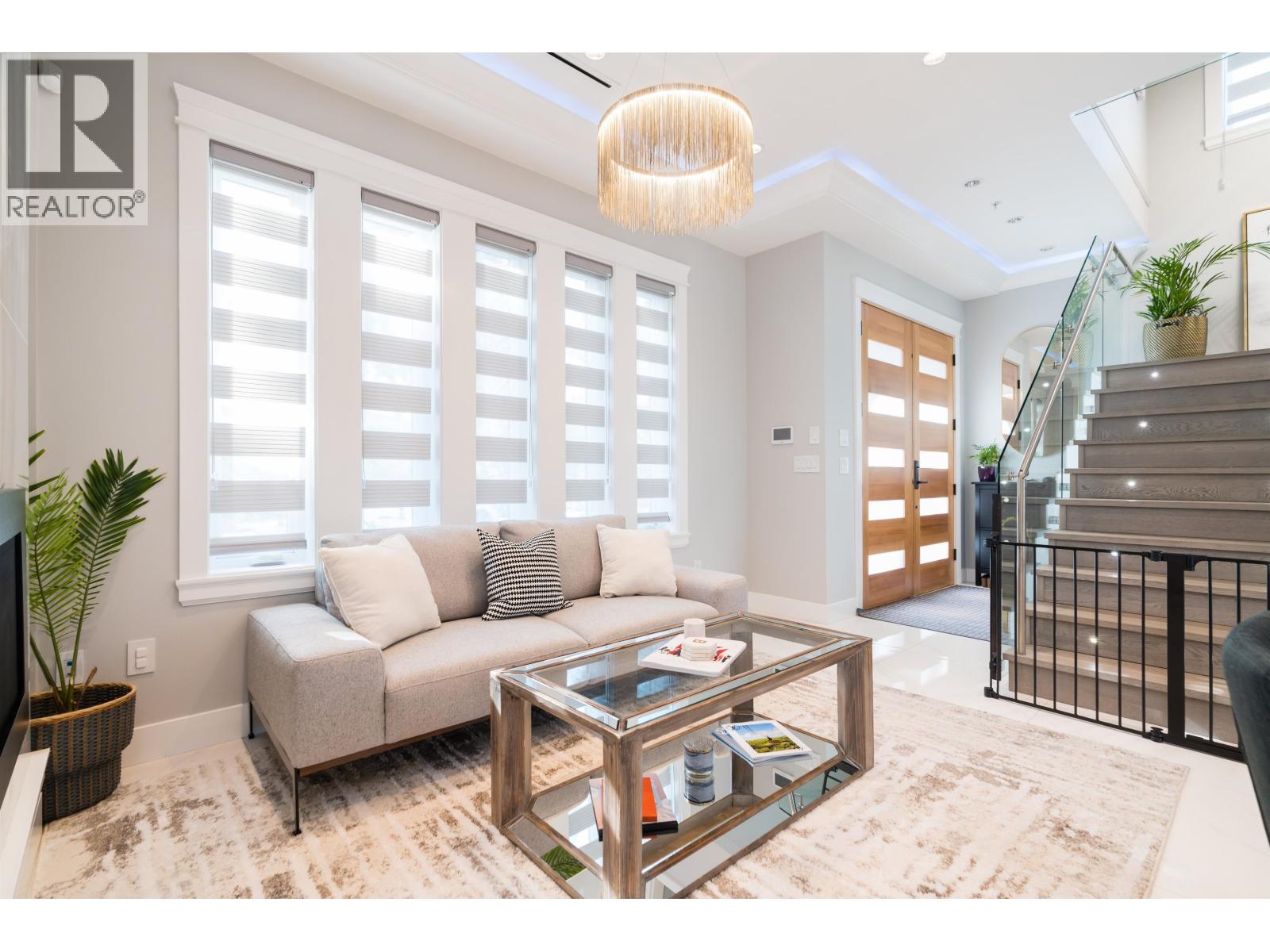 2783 E 27th Avenue, Vancouver, British Columbia  V5R 1N4 - Photo 4 - R3094582